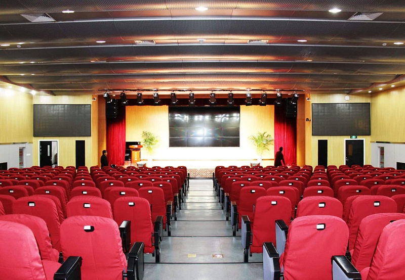 演出羞羞漫画官网設備揚聲器燒毀的原因