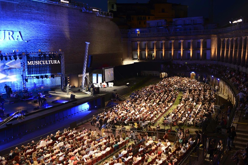 劇場羞羞漫画官网係統應用現狀及發展趨勢研究