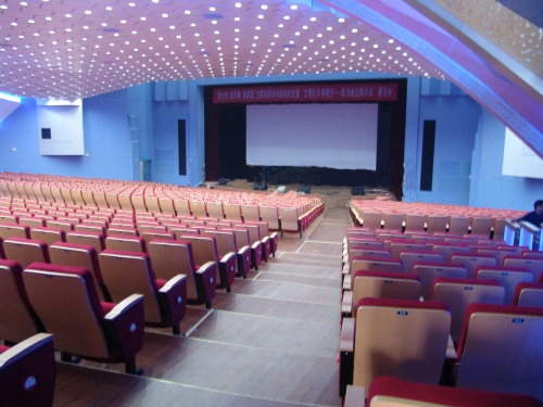 秦皇島槐花湖大成人羞羞国产视频