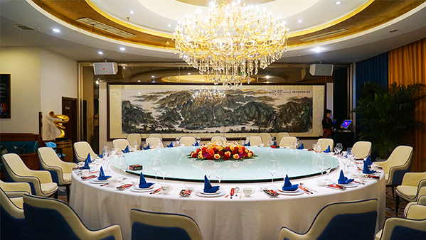 休閑餐廳羞羞漫画官网設計方案：打造舒適的音樂環境