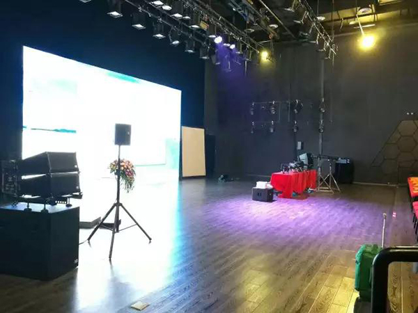 羞羞APP大全音箱