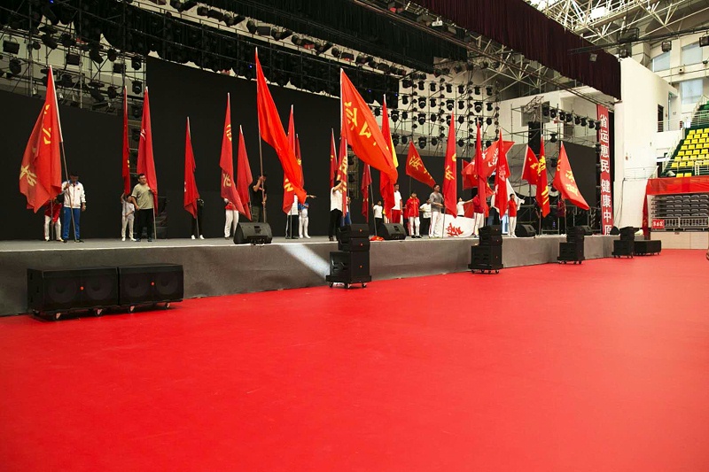 在线免费观看羞羞视频場演出的擴聲係統設計