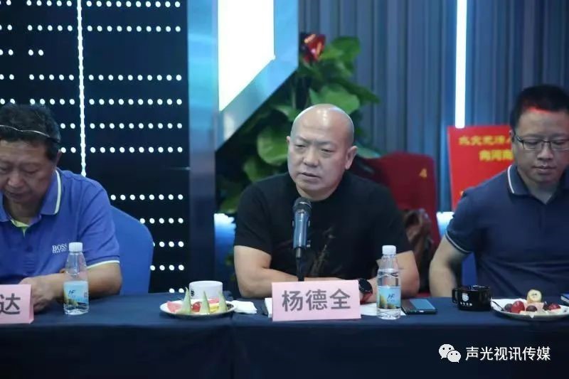 ZOBO董事長張新峰作為聲光視訊行業聯盟代表赴豫芒溫暖災區，傳遞愛心