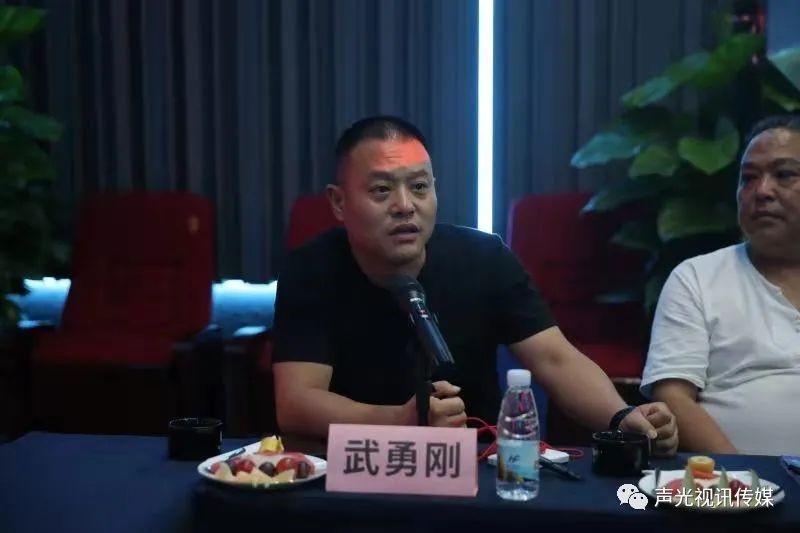 ZOBO董事長張新峰作為聲光視訊行業聯盟代表赴豫芒溫暖災區，傳遞愛心