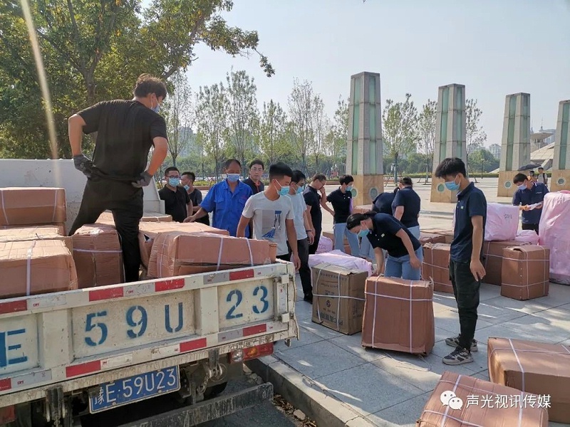 ZOBO董事長張新峰作為聲光視訊行業聯盟代表赴豫芒溫暖災區，傳遞愛心