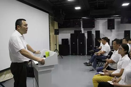 ZOBO羞羞APP大全年中員工培訓