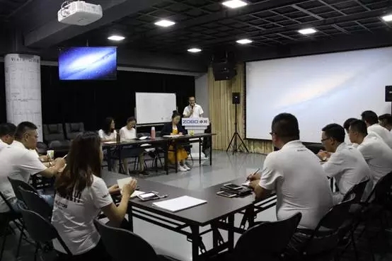 ZOBO羞羞APP大全年中員工培訓