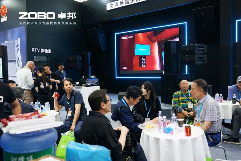 16人潮湧動，新品閃耀!ZOBO羞羞APP大全廣州展首日引爆行業焦點