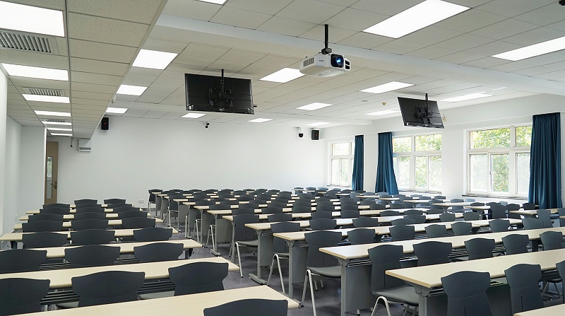 2校園多媒體教學係統：引領教育的新未來