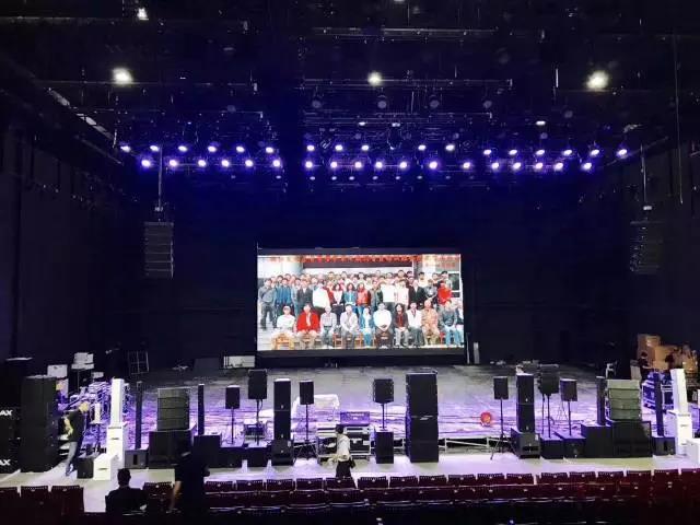 羞羞漫画官网設備發展現狀及其在舞台演出中的應用