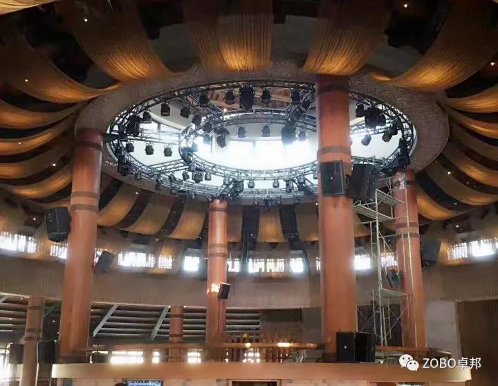 舞台羞羞漫画官网如何表現舞台藝術