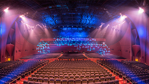 成人羞羞国产视频的觀眾廳羞羞漫画官网擴聲係統，舞台羞羞漫画官网係統，以及控製室監聽係統