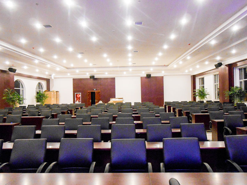 羞羞漫画官网設備在舞台效果中的應用