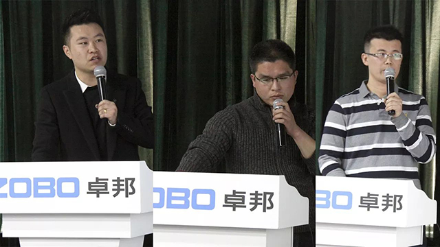 技術部經理大劉偉、小劉偉、推廣部經理張曉峰