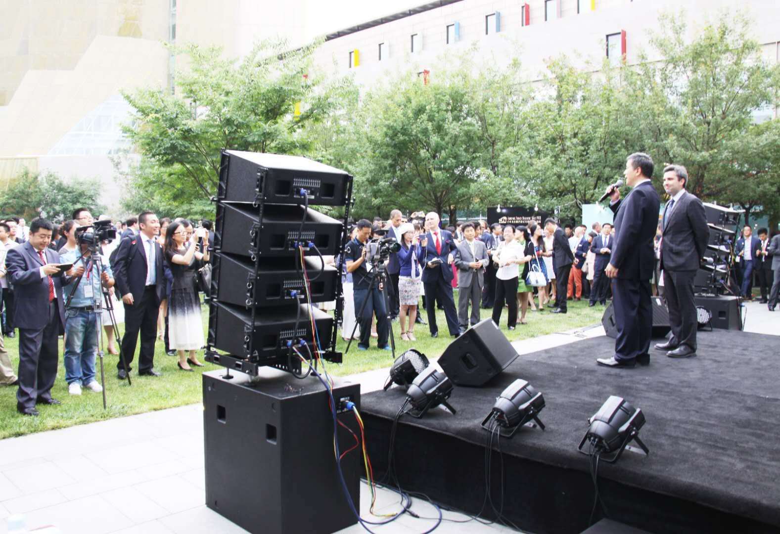 蒙特寶羞羞漫画官网Montarbo fire10lp