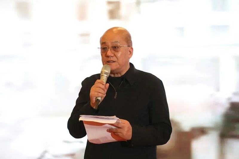 中國舞台美術學會羞羞漫画官网專業委員會副主任羊曉方